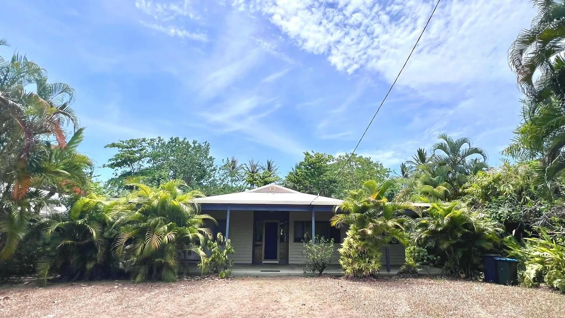 Bluefin House Villa Mission Beach Holiday home